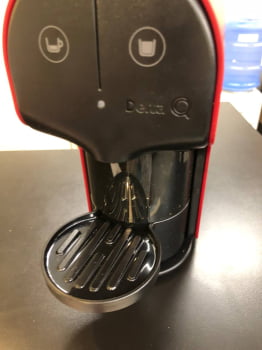 Cafeteira Delta Quick Para Cápsulas Vermelha 127v - Outlet