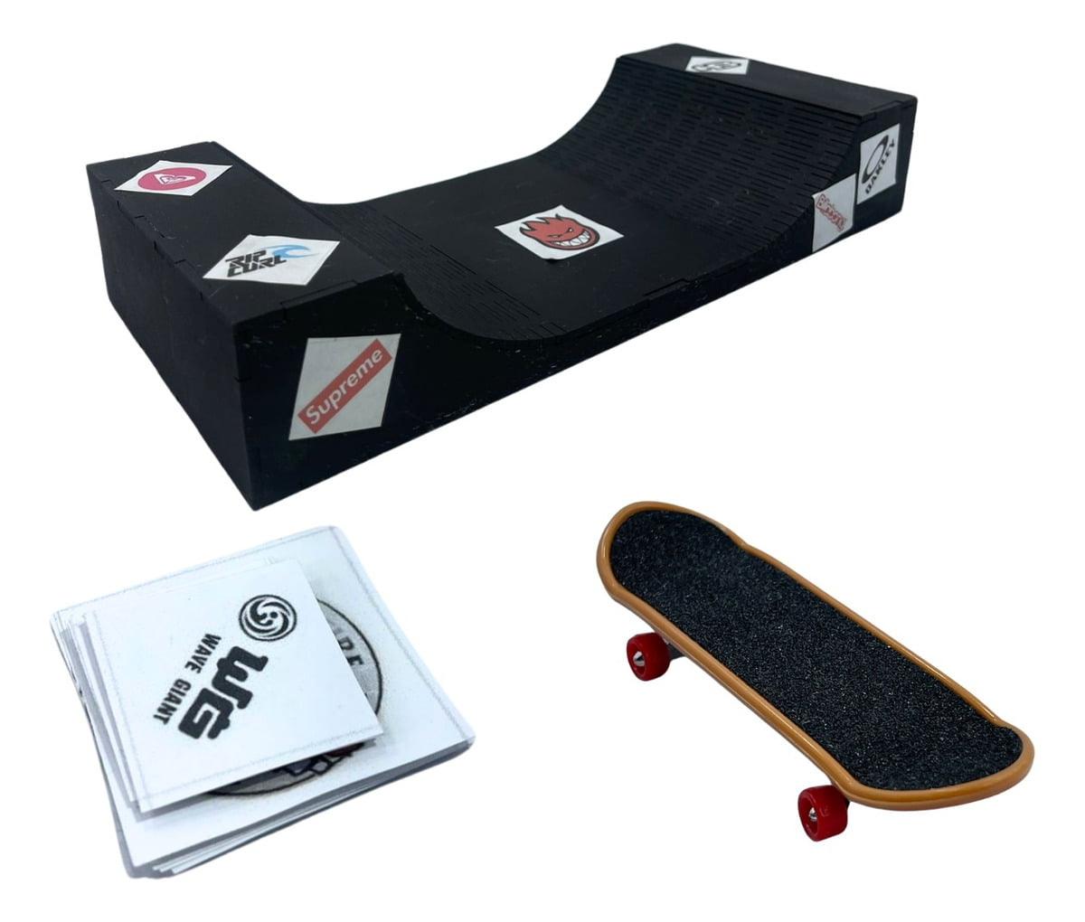 Pista Skate de Dedo p/ brincar Mdf 33x6x15cm preta + Brindes